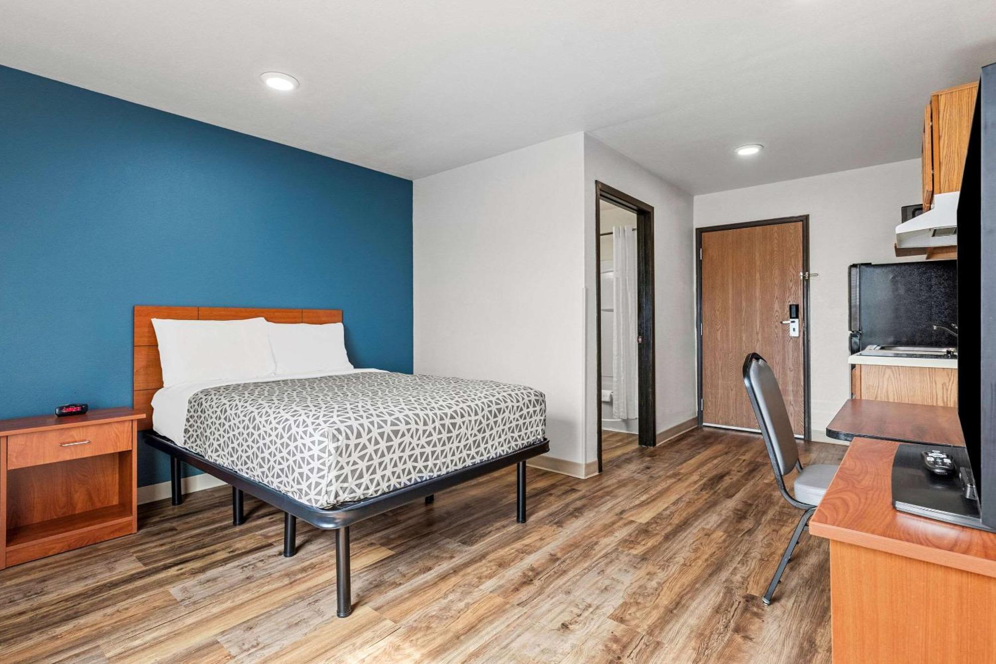 Woodspring Suites Tulsa Kültér fotó
